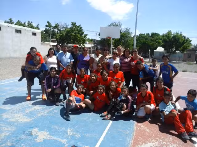 Escuelita Leones del Norte