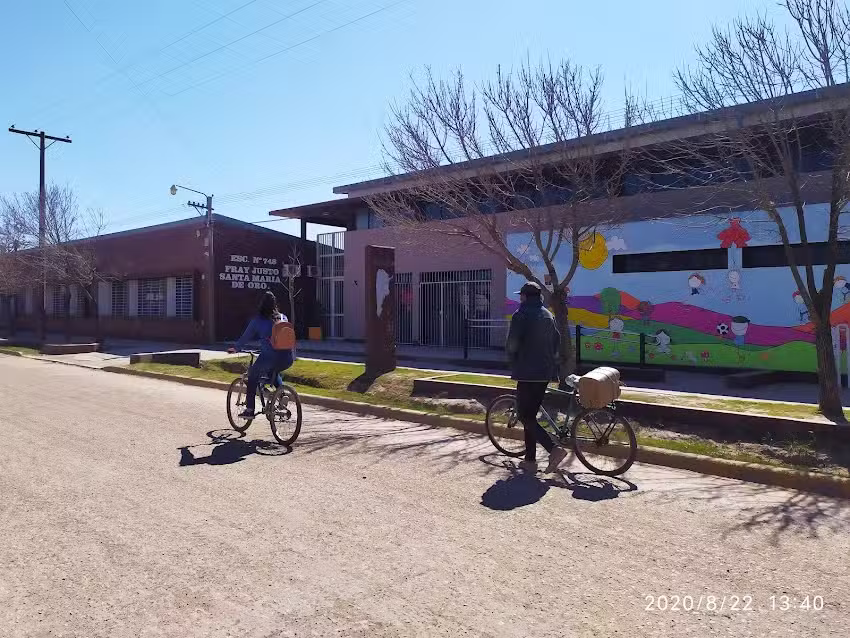 F J Santa Maria de Oro