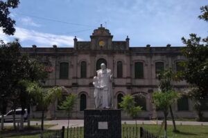 Fundacion Armstrong Colegio La Sall