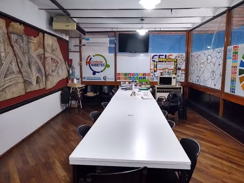 Instituto Educativo Stoikheia