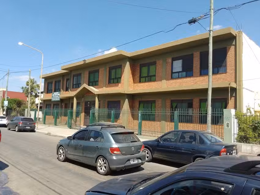 Instituto José león larre