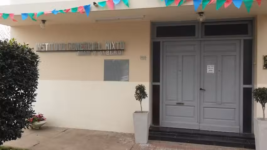 Instituto Juan B Alberdi