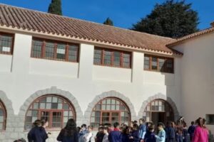 Instituto Juana Micono De Giardino