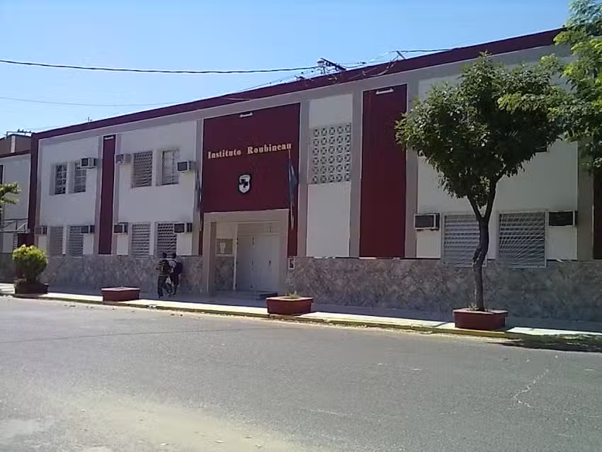 Instituto Monseñor RRoubineau I32