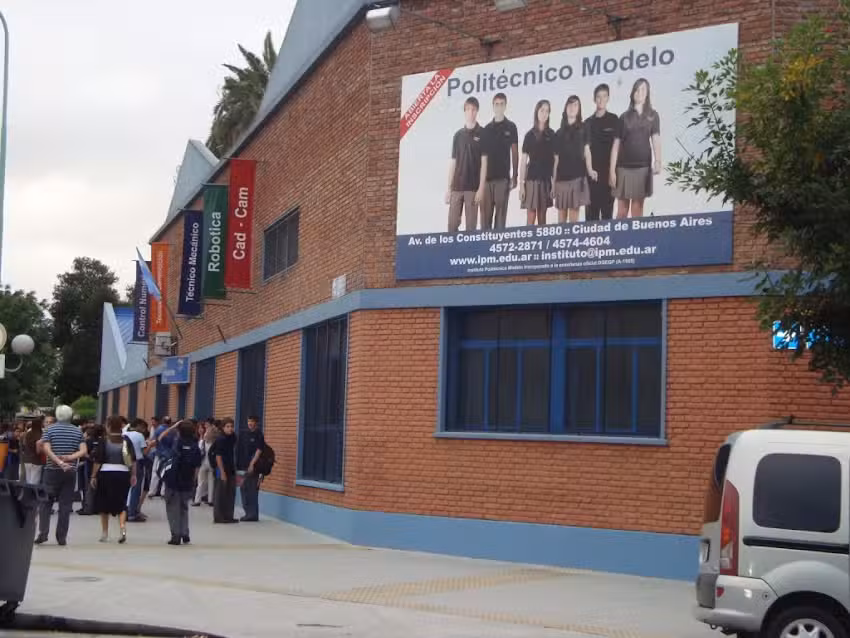 Instituto Politécnico Modelo