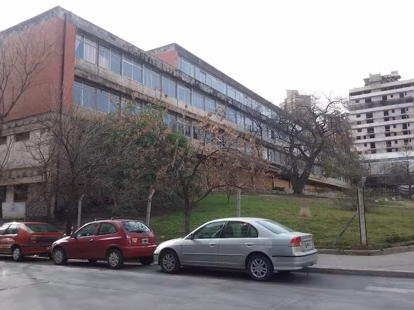 Instituto Provincial de Enseñanza Media Ipem Nº 268 Colegio Nacional Deán Funes