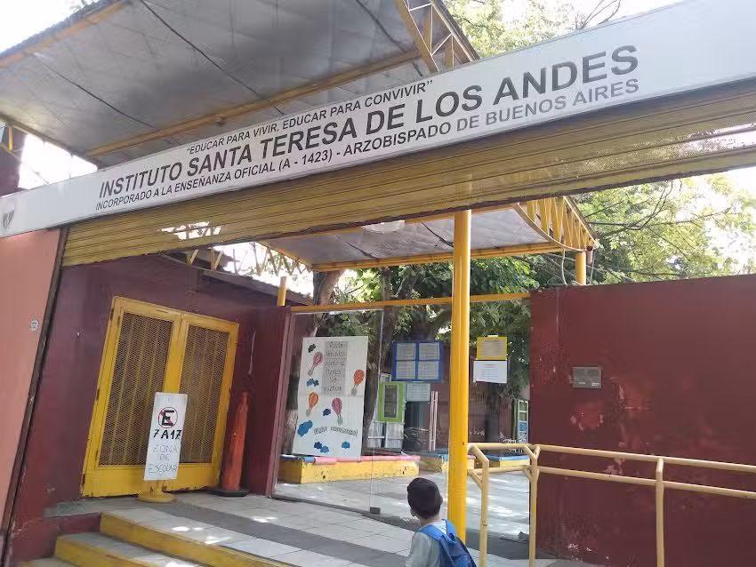 Instituto Santa Teresa De Los Andes