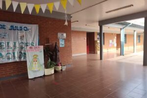 Instituto Virgen de Itatí Nivel Inicial y Primario