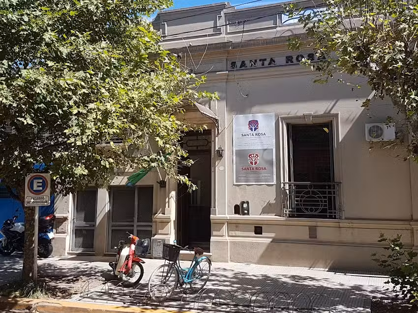 Instituto y Colegio Santa Rosa