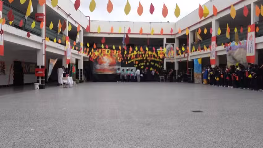 Institutos La Inmaculada Madre María Sara Lona