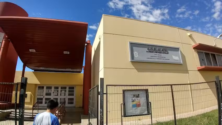 Ipem 8 Manuel Reyes Reyna