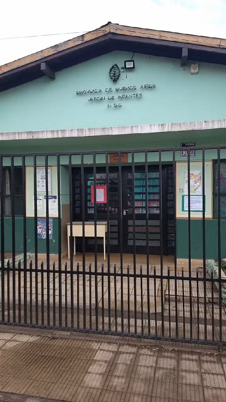 Jardín de Infantes N 906