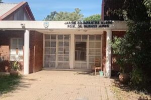 Jardín de infantes N 960