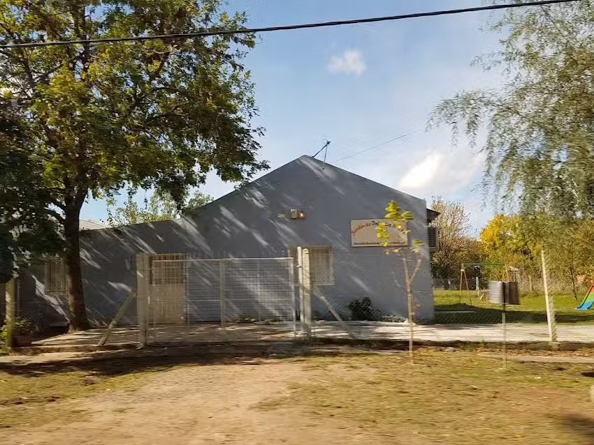 Jardín de infantes N 976