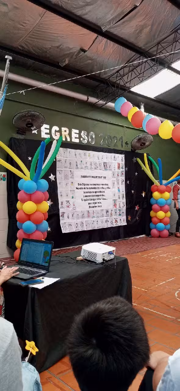 Jardín de Infantes No 909 De las Américas