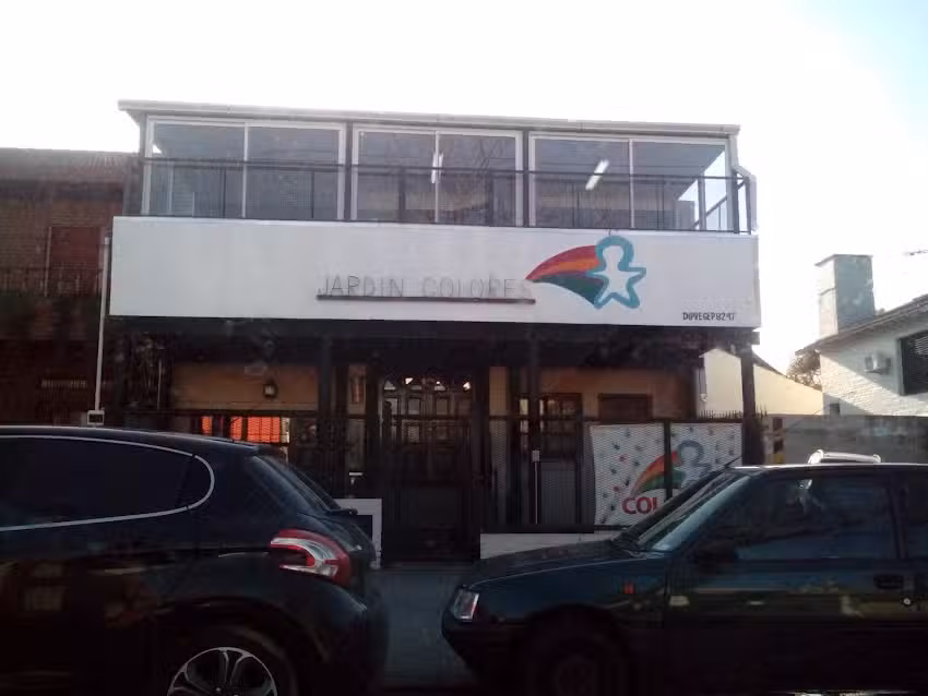 Jardín Maternal Colores