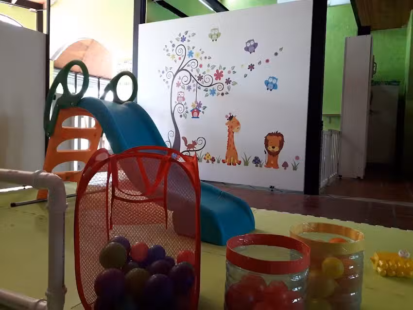 Jardín Maternal Jacarandá