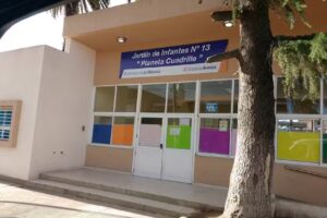 Jardin Municipal N13