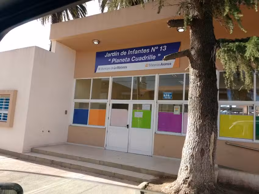 Jardin Municipal N13