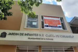 Jardín Municipal Núm 5 Casita de caramelo