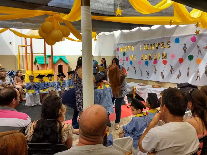 Jardin Nº 3 El Gato Con Botas