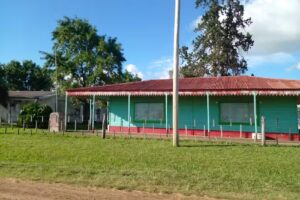 José Hernandez 50 Agrotecnica Escuela Estatal en Colonia El Carmen Colon