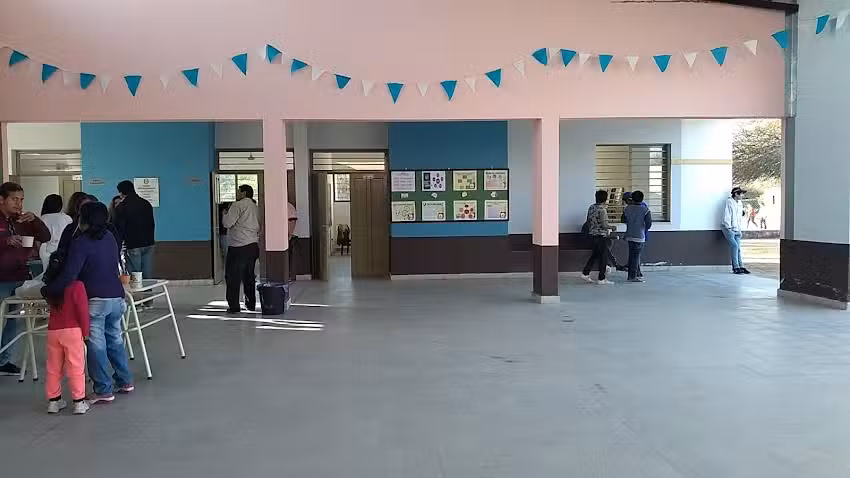 Nuevo Colegio Secundario Rural Nº 5152 De Hickmann