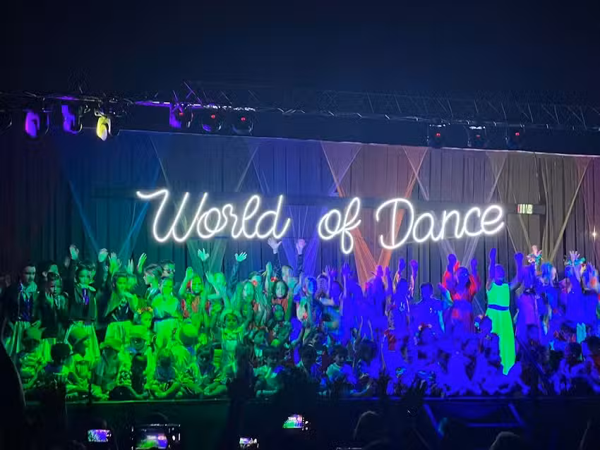 Oakwood Bilingual School