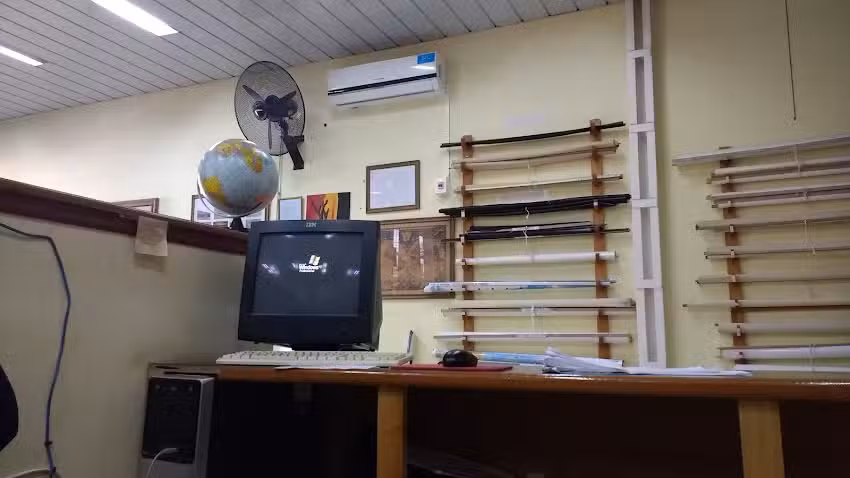 Plan Escuelas Colegio de Chapeaurouge