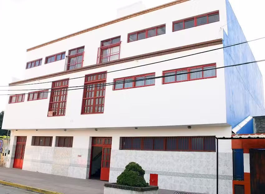 Unidad Educativa Quinquela Martín