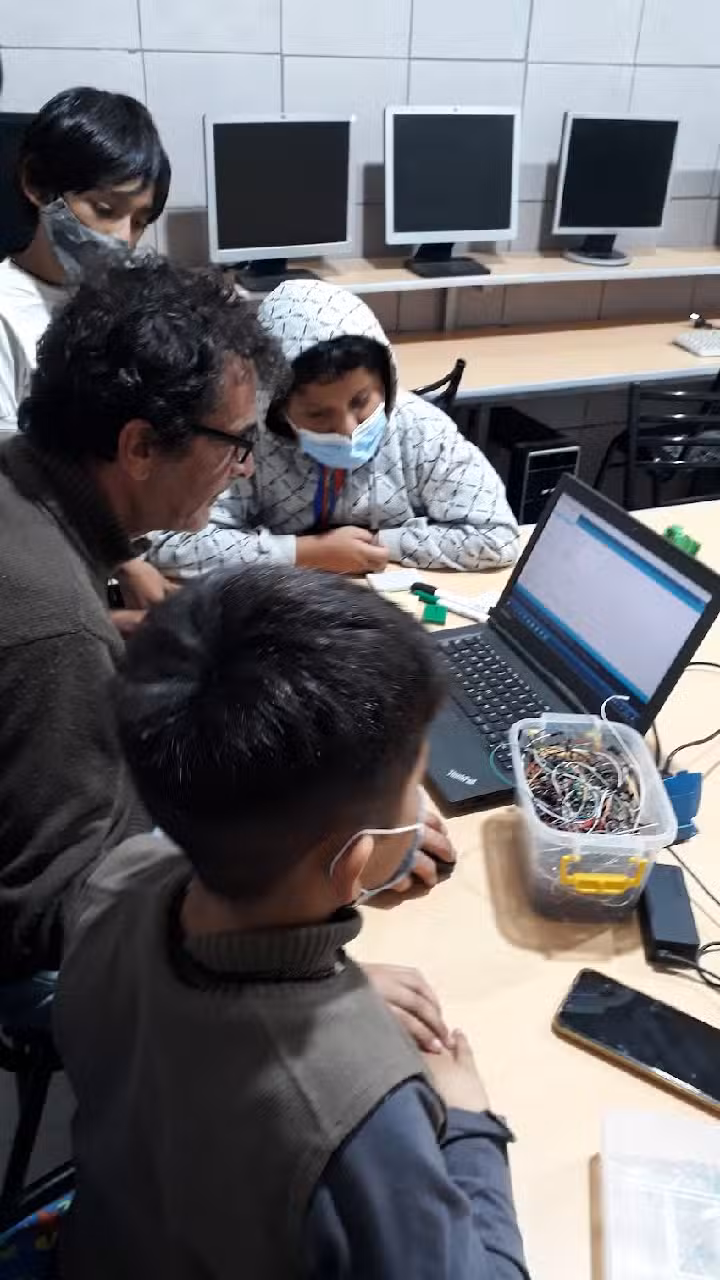 Usina de arte y tecnologia Uat